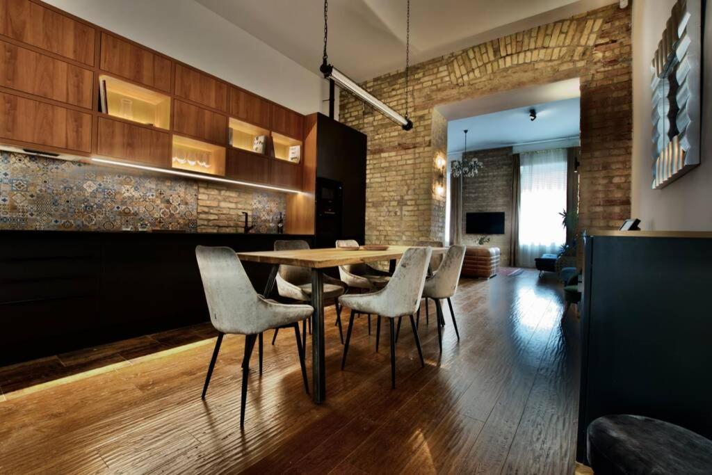 Premium Apartment By Hi5 - Best Ever Budapest Extérieur photo